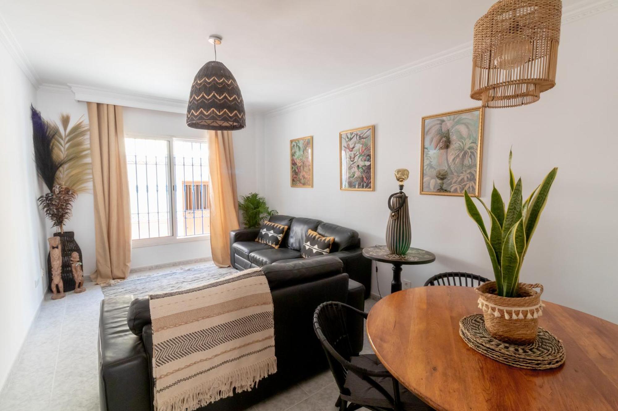 Las Flores Apartments Нерха Экстерьер фото