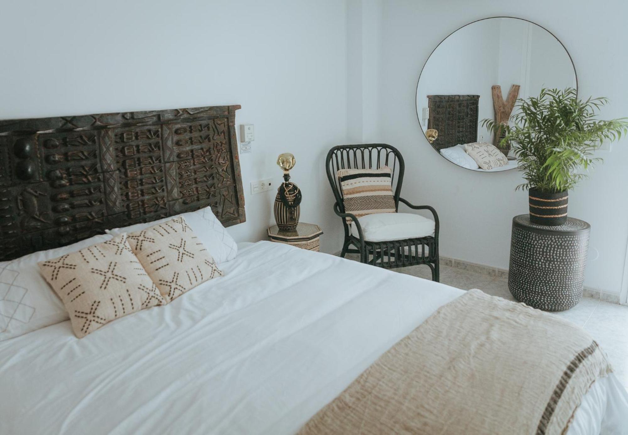 Las Flores Apartments Нерха Экстерьер фото