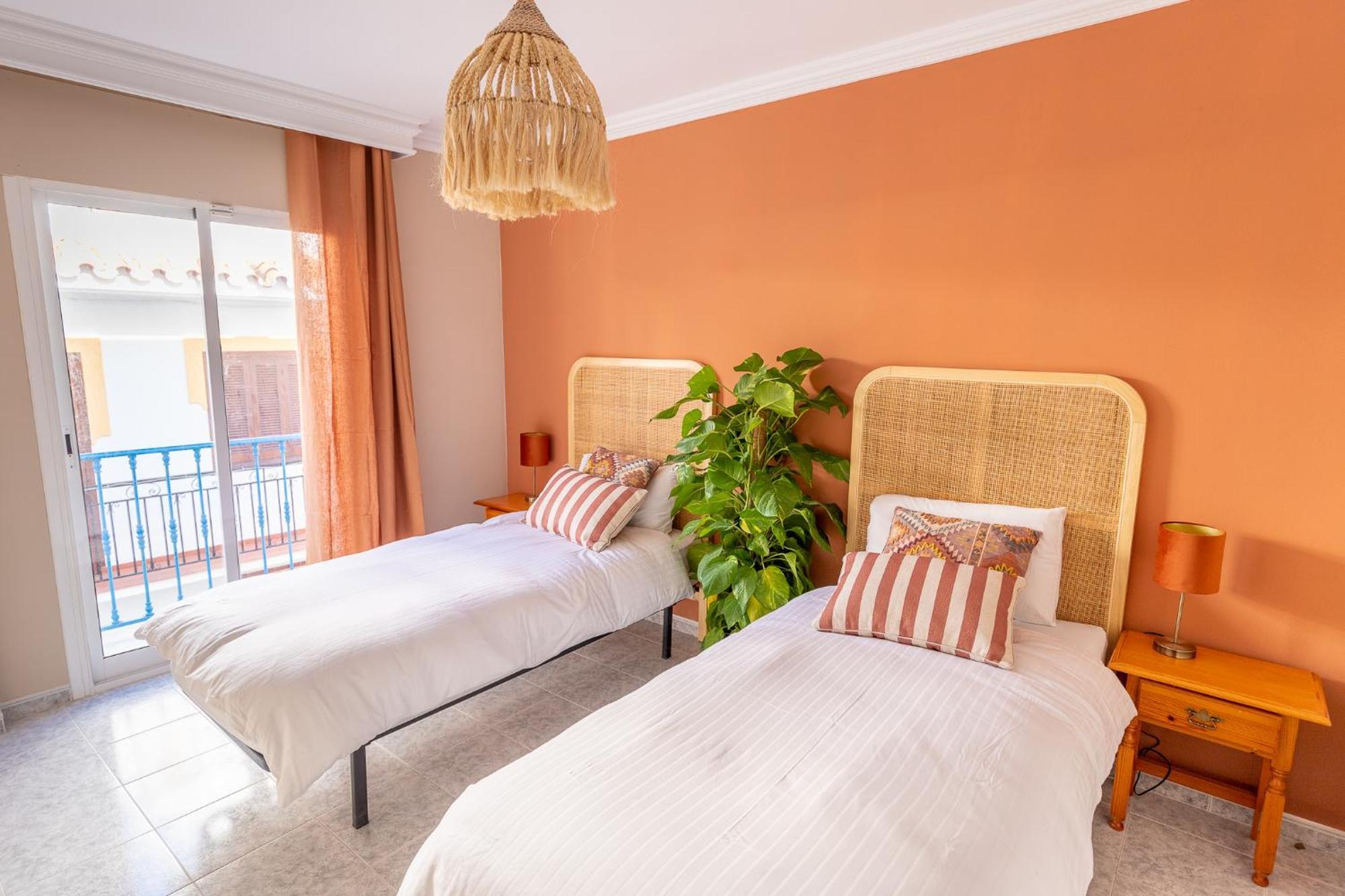 Las Flores Apartments Нерха Экстерьер фото